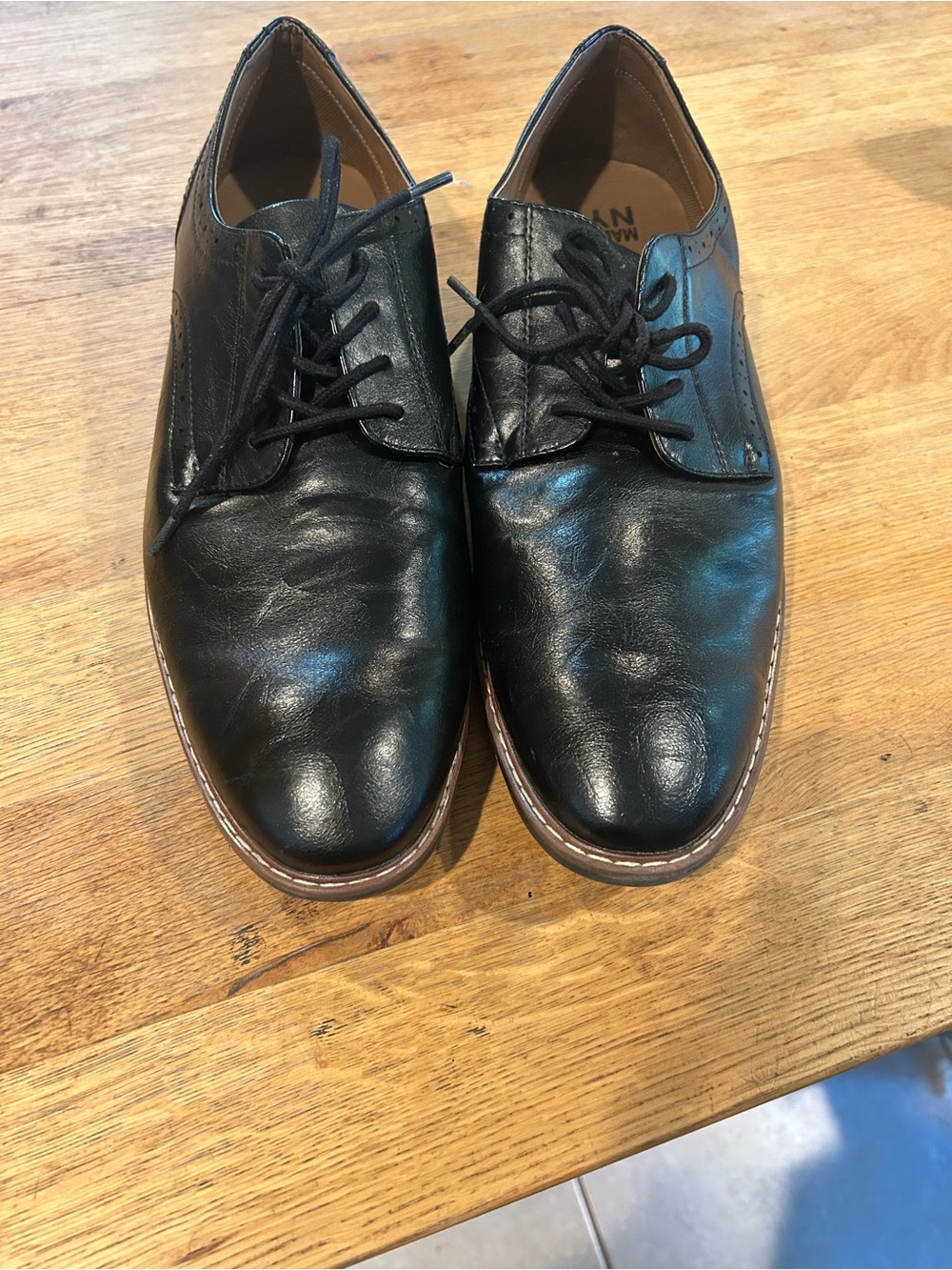 Men's Black Leather Derby Shoes with Brown welt